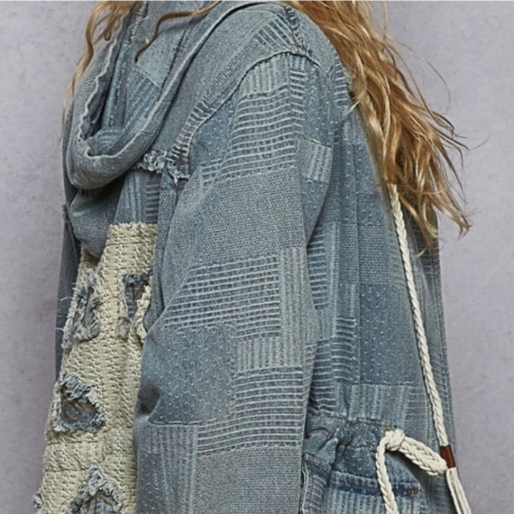 NEW!!! POL Patchwork Blue Denim Women's Jacket, Sz M - Picture 4 of 4